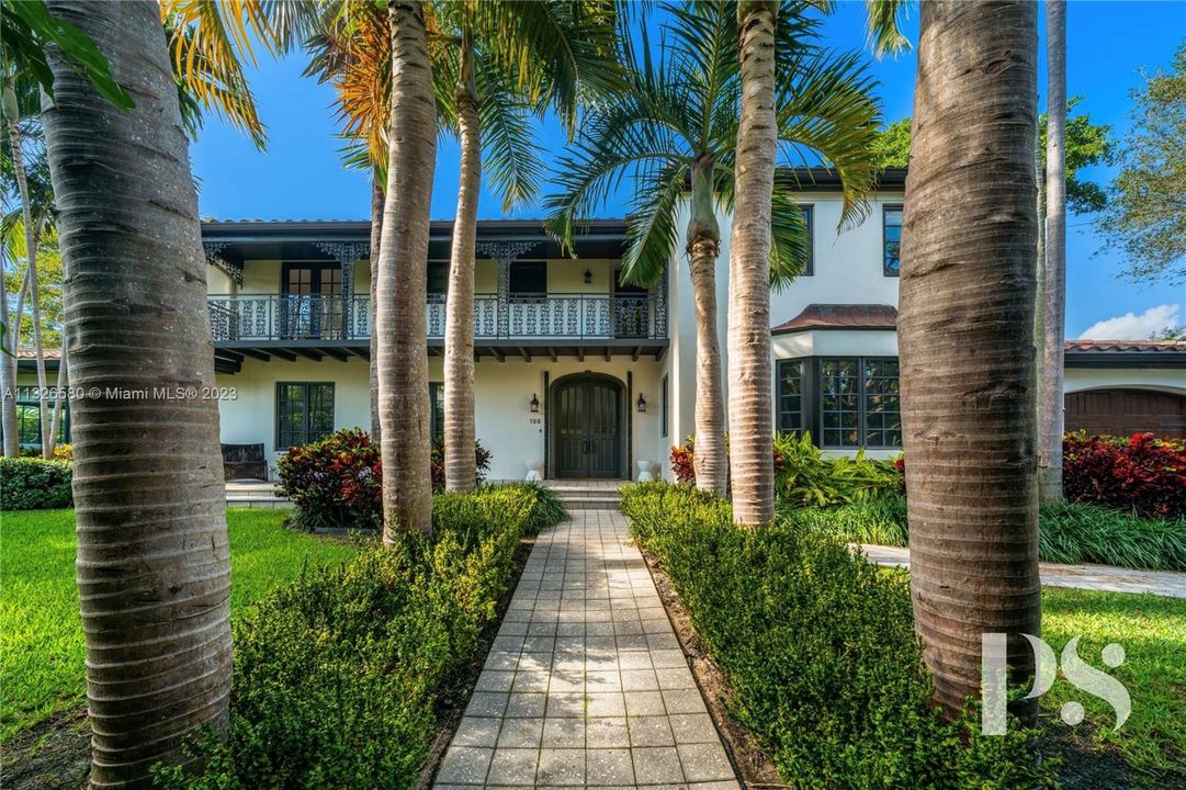 For Rent: $25,000 (4 beds, 4 baths, 3886 Square Feet)
