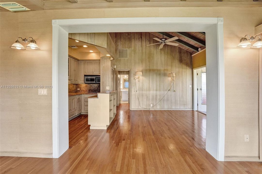 Vendido Recientemente: $720,000 (1 camas, 1 baños, 480 Pies cuadrados)