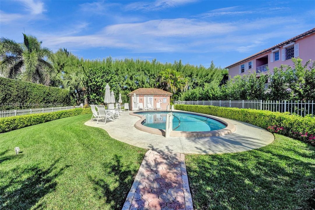Vendido Recientemente: $720,000 (1 camas, 1 baños, 480 Pies cuadrados)