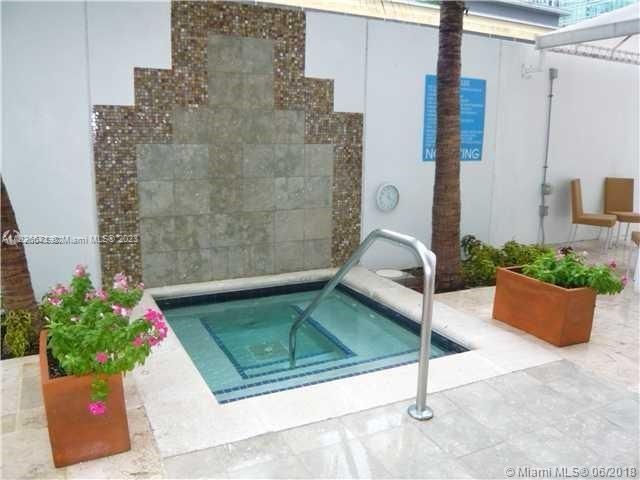 Недавно арендовано: $2,700 (1 спален, 1 ванн, 730 Квадратных фут)