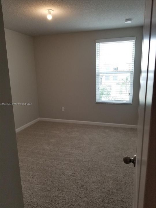 Recently Rented: $2,500 (3 beds, 2 baths, 0 Square Feet)