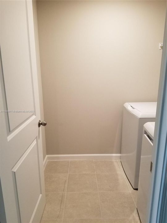 Recently Rented: $2,500 (3 beds, 2 baths, 0 Square Feet)