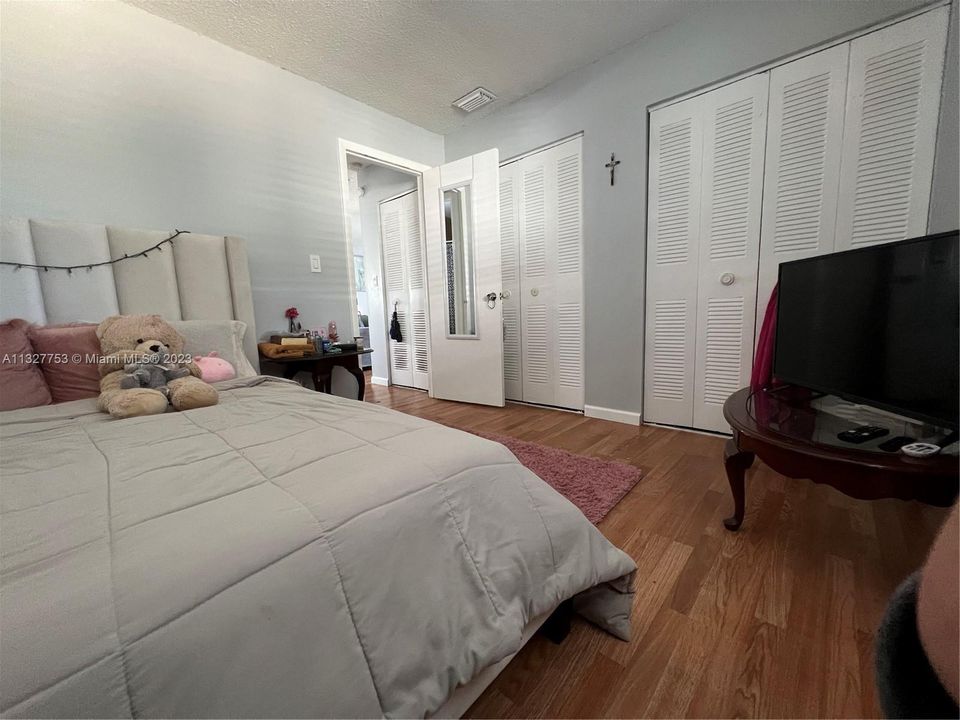 Recently Sold: $145,000 (2 beds, 1 baths, 0 Square Feet)