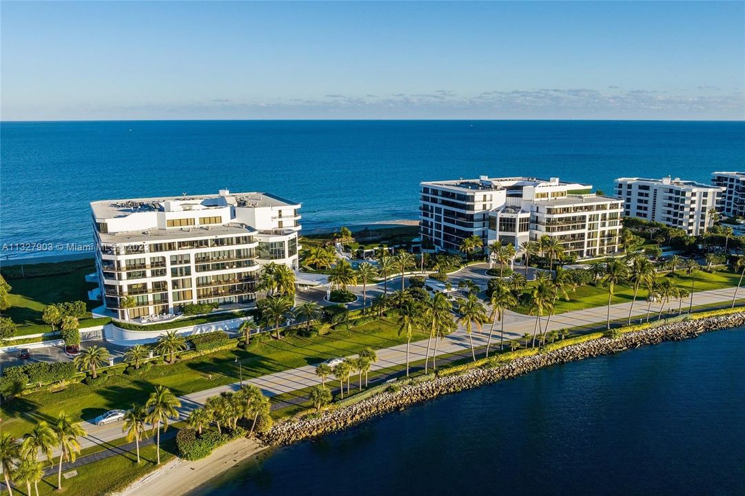 Recently Sold: $2,500,000 (2 beds, 3 baths, 2618 Square Feet)