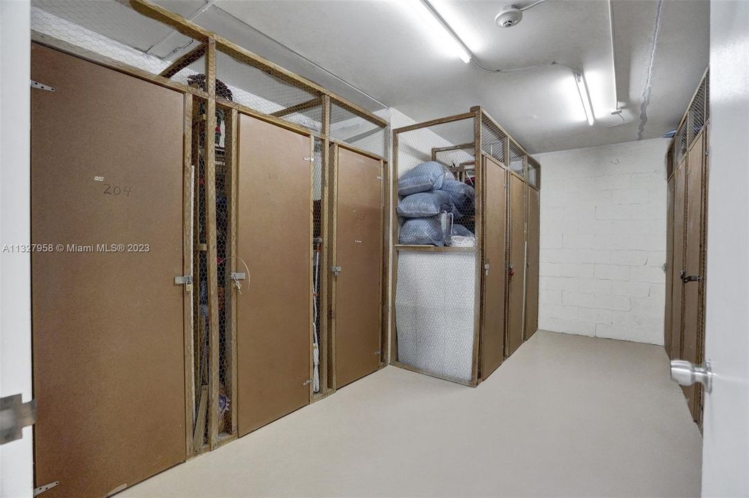 最近租的: $1,850 (1 贝兹, 1 浴室, 740 平方英尺)