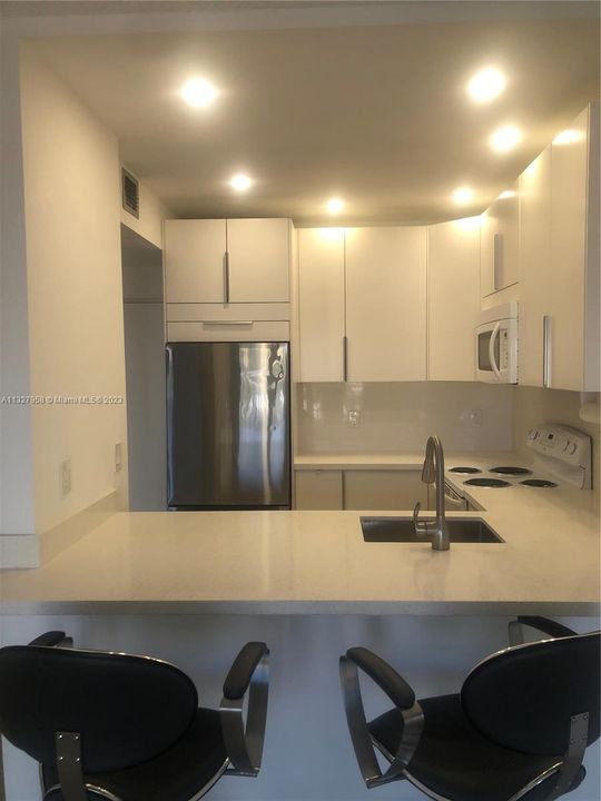 最近租的: $1,850 (1 贝兹, 1 浴室, 740 平方英尺)