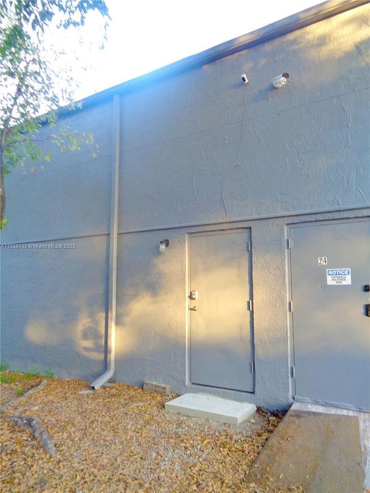 最近售出: $599,000 (0 贝兹, 0 浴室, 0 平方英尺)