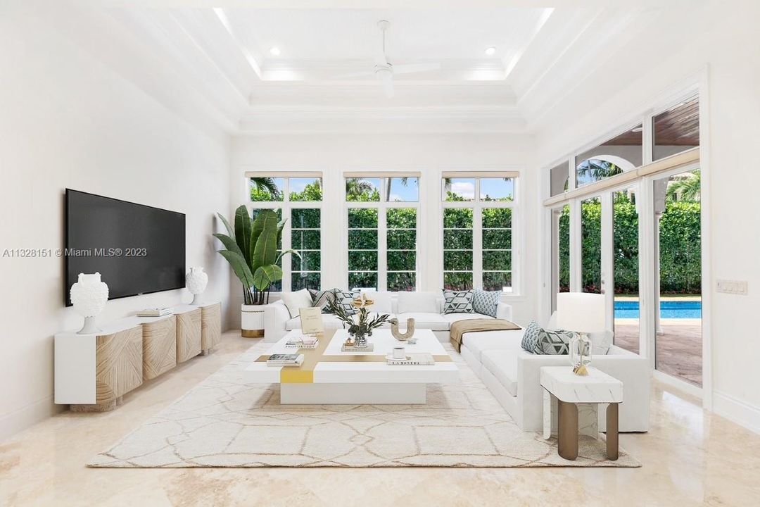 Recently Sold: $6,495,000 (5 beds, 6 baths, 6641 Square Feet)