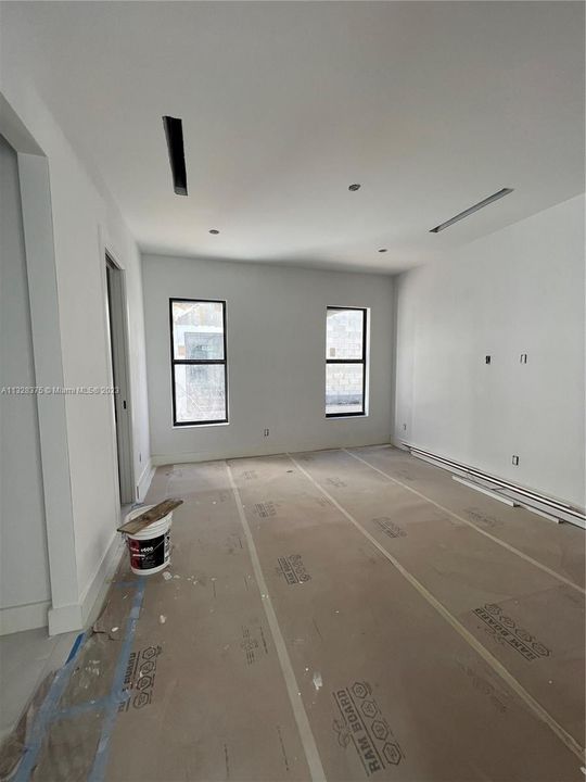 Recientemente alquilado: $10,500 (4 camas, 4 baños, 0 Pies cuadrados)