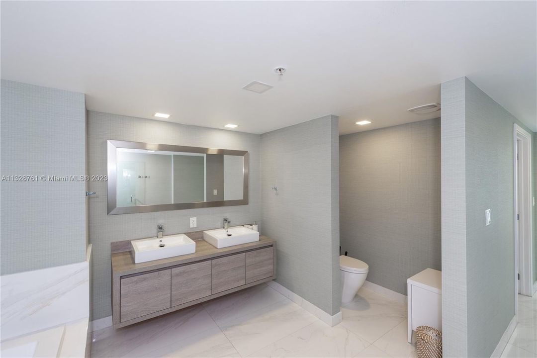 Недавно арендовано: $7,000 (3 спален, 2 ванн, 1705 Квадратных фут)