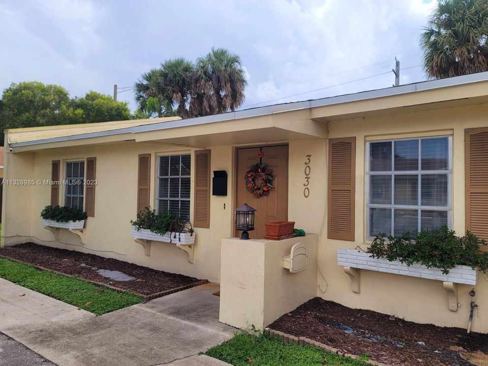 Recently Sold: $399,990 (3 beds, 1 baths, 1170 Square Feet)