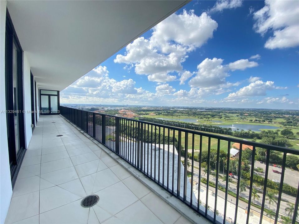 Recientemente alquilado: $4,200 (3 camas, 2 baños, 1557 Pies cuadrados)