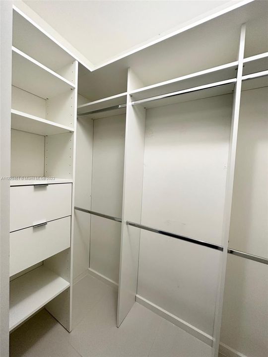 Recientemente alquilado: $4,200 (3 camas, 2 baños, 1557 Pies cuadrados)