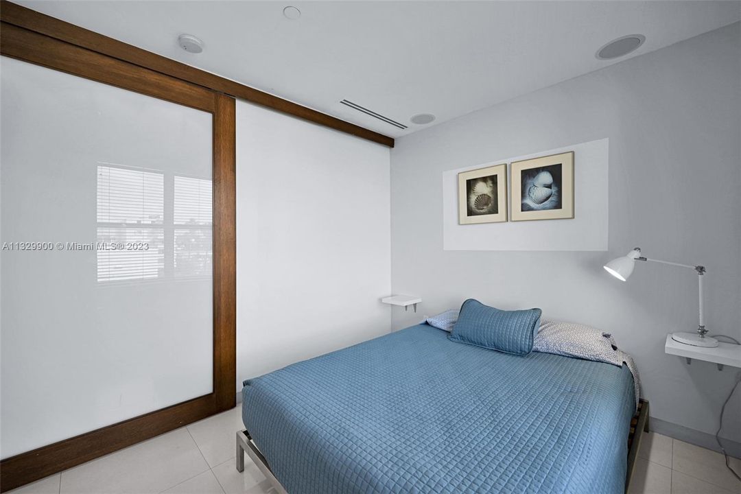 Activo con contrato: $1,400,000 (4 camas, 3 baños, 1622 Pies cuadrados)