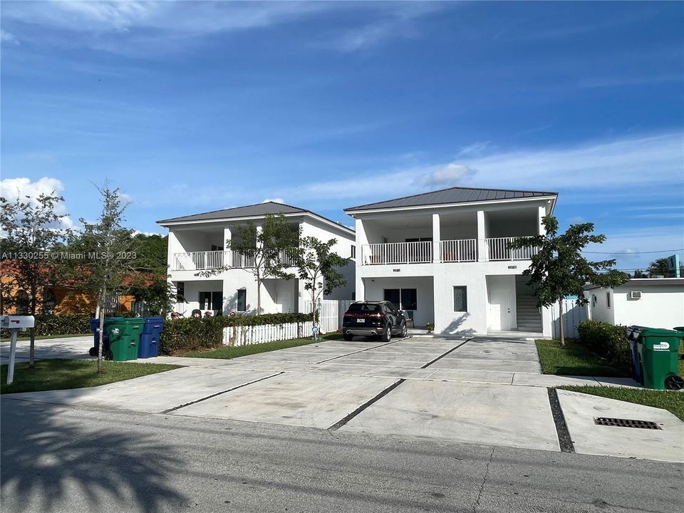 Recently Sold: $399,000 (3 beds, 2 baths, 1005 Square Feet)