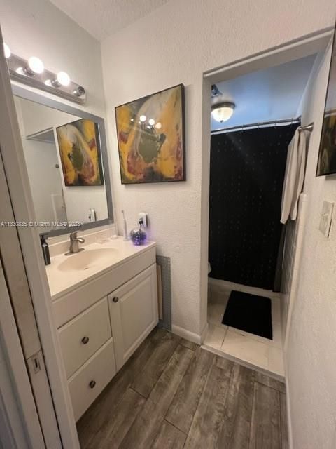 Recently Sold: $129,000 (1 beds, 1 baths, 580 Square Feet)