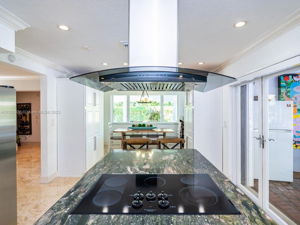 Recently Rented: $8,750 (4 beds, 5 baths, 2544 Square Feet)