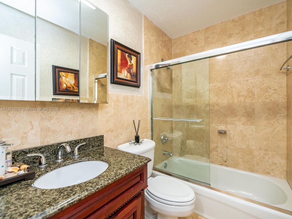 Recently Rented: $8,750 (4 beds, 5 baths, 2544 Square Feet)