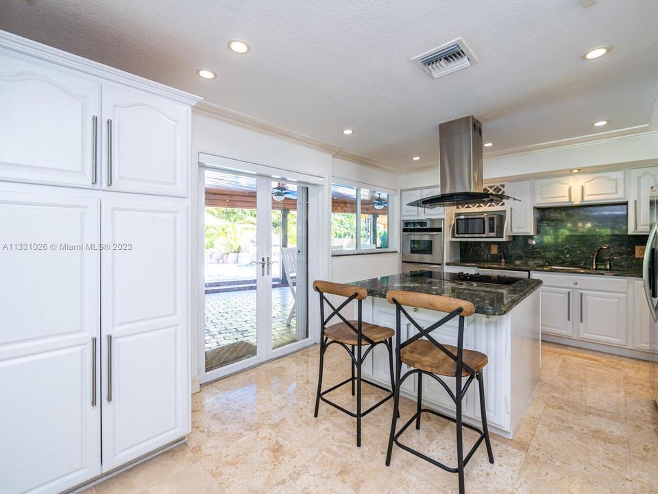 Recently Rented: $8,750 (4 beds, 5 baths, 2544 Square Feet)