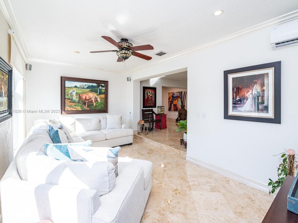 Recently Rented: $8,750 (4 beds, 5 baths, 2544 Square Feet)