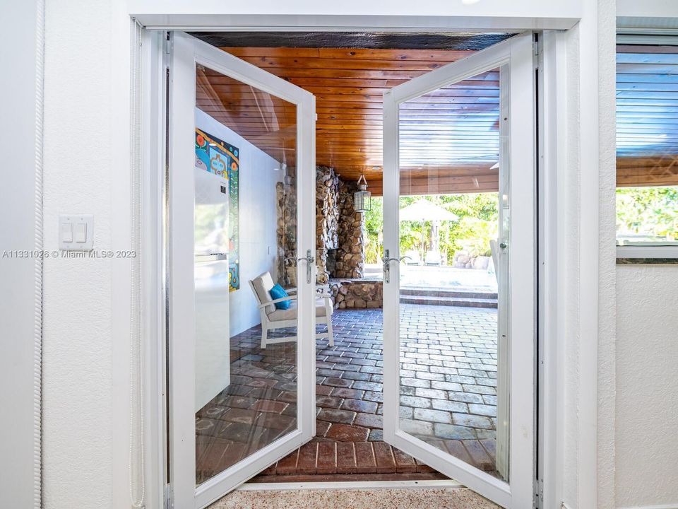 Recently Rented: $8,750 (4 beds, 5 baths, 2544 Square Feet)