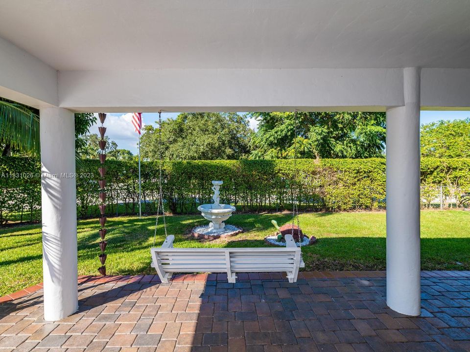 Recently Rented: $8,750 (4 beds, 5 baths, 2544 Square Feet)