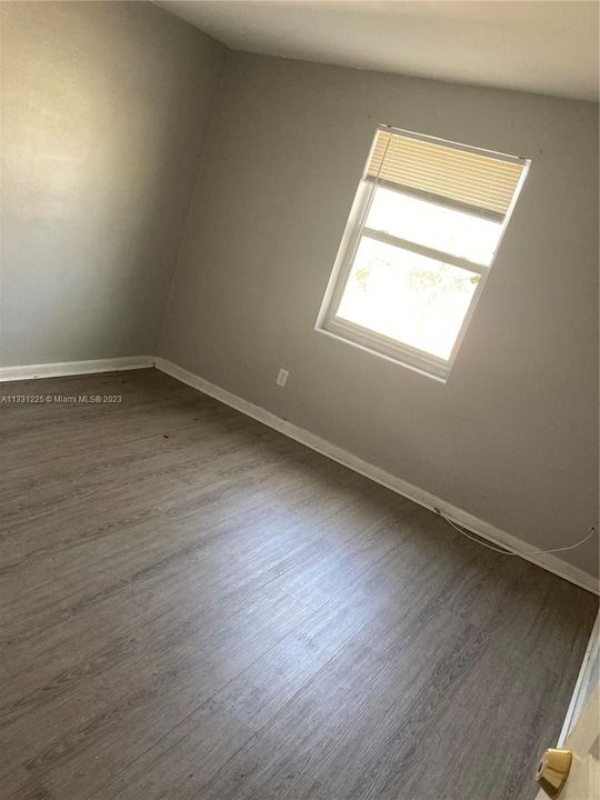 Recently Rented: $1,000 (3 beds, 1 baths, 0 Square Feet)