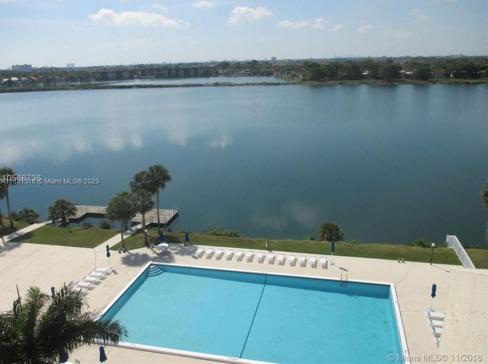 Pool & Lake View