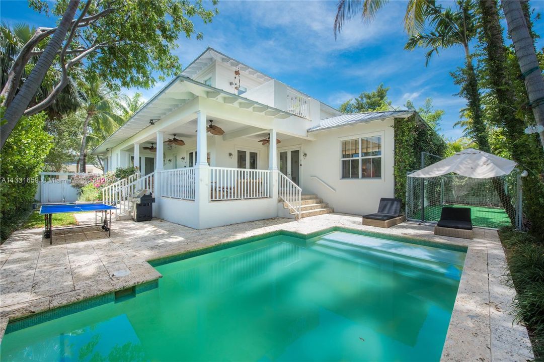 For Sale: $4,200,000 (5 beds, 5 baths, 3596 Square Feet)
