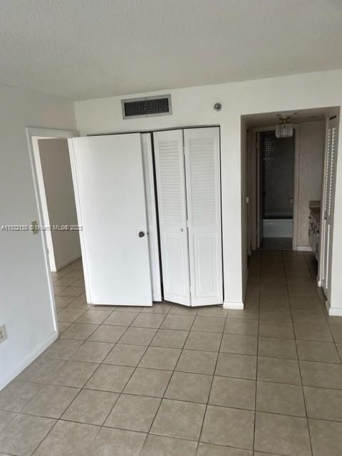 Recientemente alquilado: $1,700 (1 camas, 1 baños, 740 Pies cuadrados)