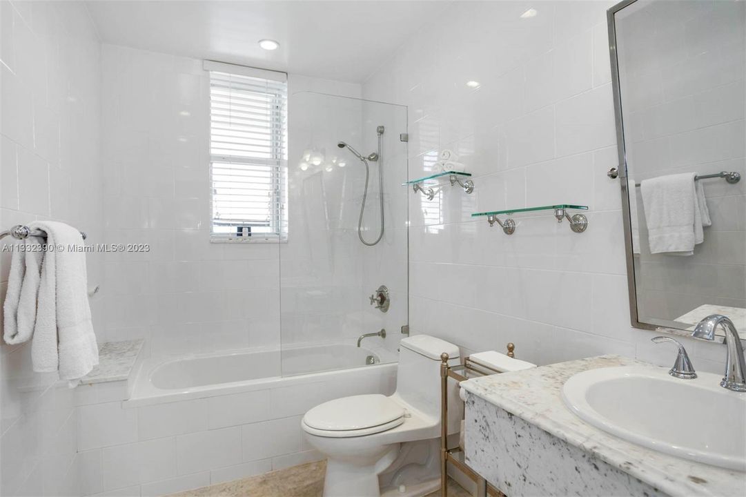 For Rent: $10,500 (2 beds, 2 baths, 1830 Square Feet)