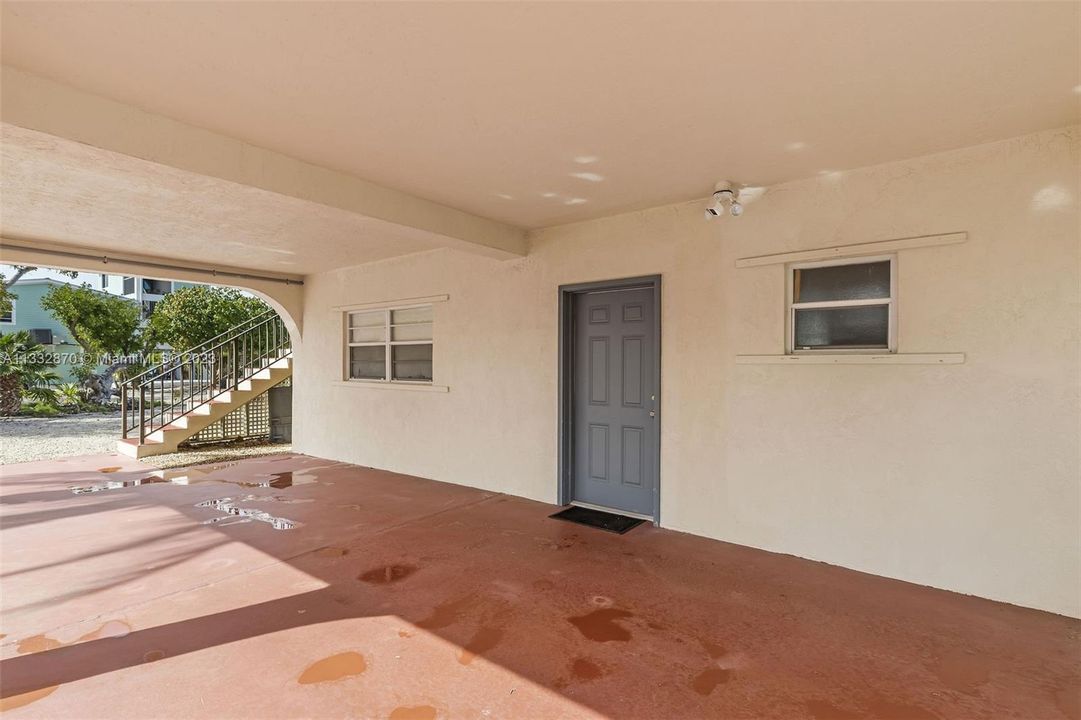Recently Sold: $1,160,000 (2 beds, 2 baths, 1320 Square Feet)