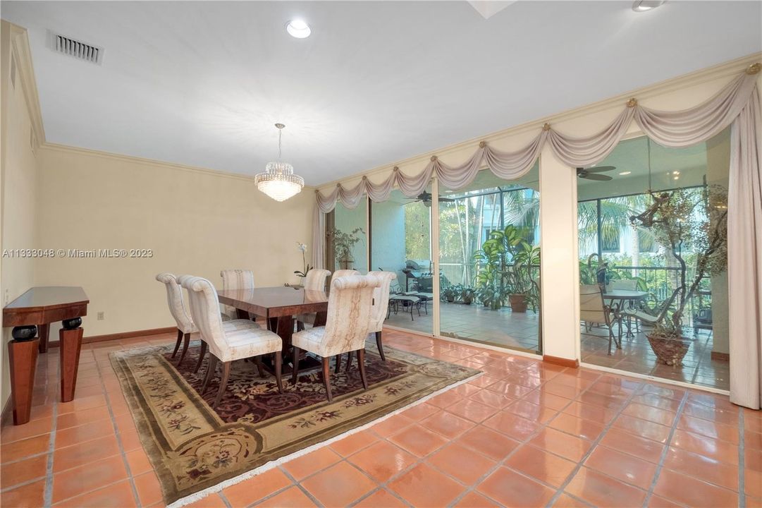 lovely, open to screened patio
