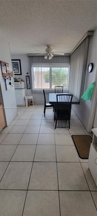Recently Sold: $130,000 (2 beds, 1 baths, 848 Square Feet)