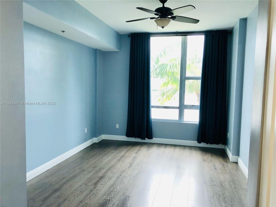 Recently Rented: $3,200 (2 beds, 2 baths, 1165 Square Feet)