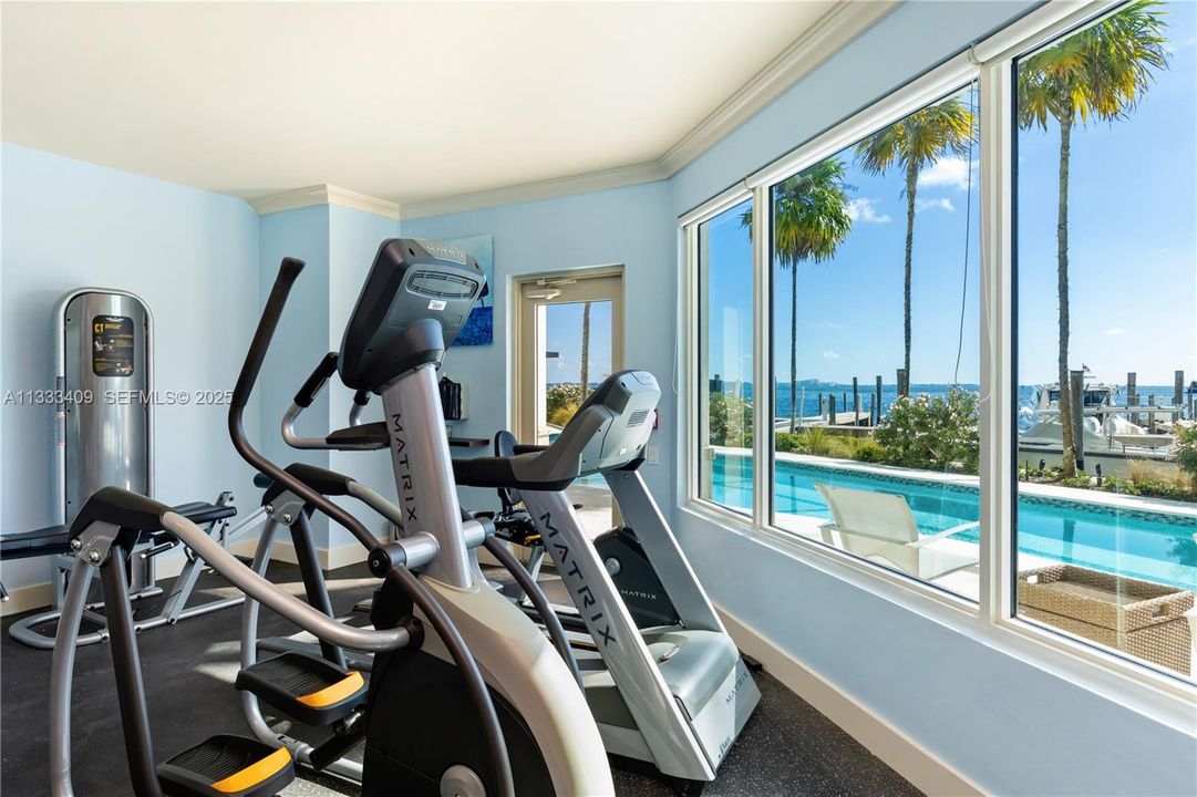 For Sale: $5,950,000 (3 beds, 3 baths, 3444 Square Feet)