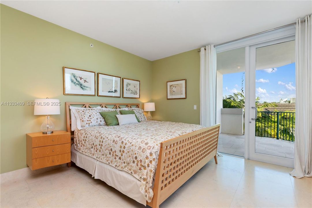 For Sale: $5,950,000 (3 beds, 3 baths, 3444 Square Feet)