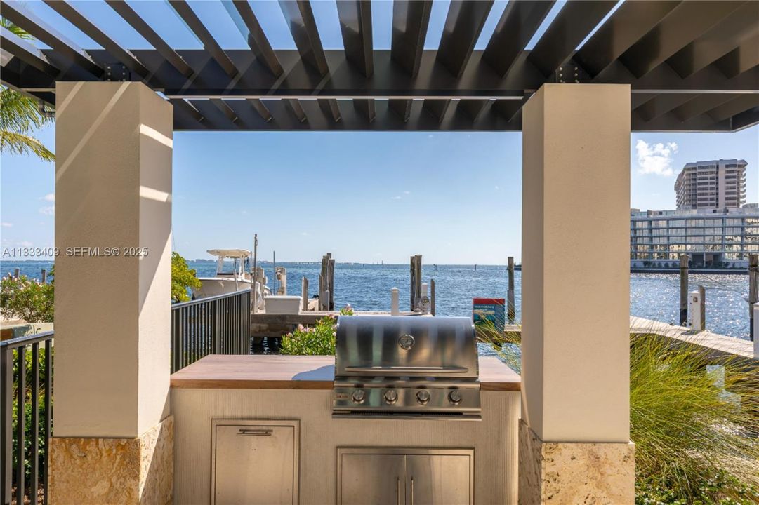 For Sale: $5,950,000 (3 beds, 3 baths, 3444 Square Feet)