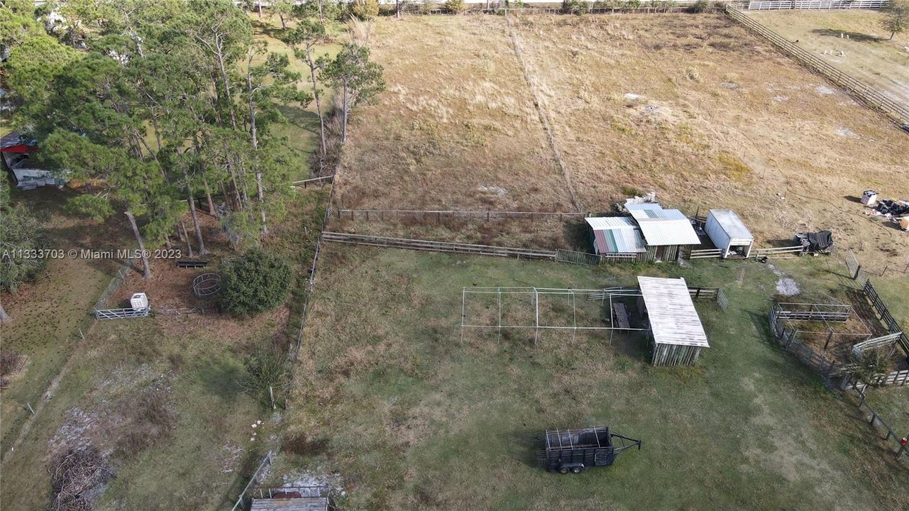 最近售出: $480,000 (4 贝兹, 3 浴室, 1984 平方英尺)