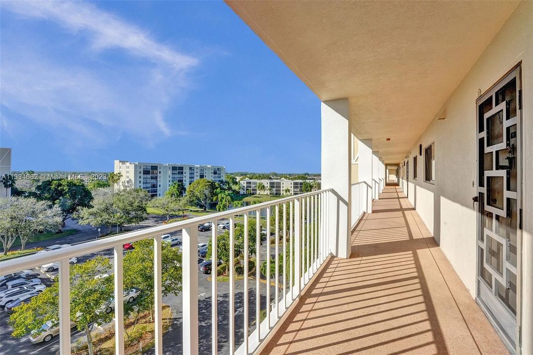 Vendido Recientemente: $200,000 (2 camas, 2 baños, 1230 Pies cuadrados)