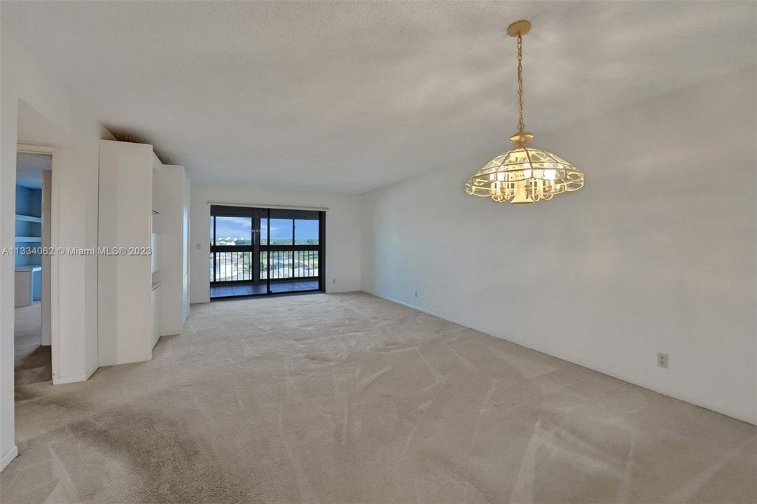 Vendido Recientemente: $200,000 (2 camas, 2 baños, 1230 Pies cuadrados)