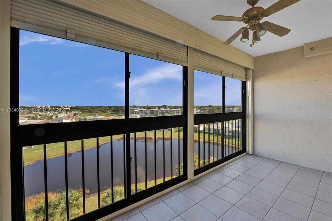 Vendido Recientemente: $200,000 (2 camas, 2 baños, 1230 Pies cuadrados)