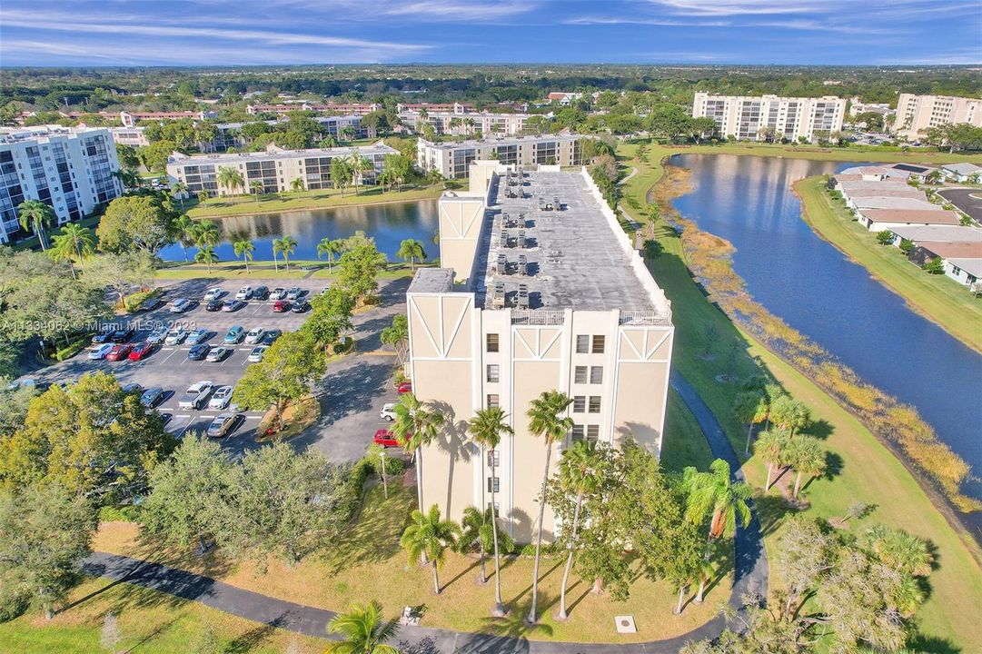 Vendido Recientemente: $200,000 (2 camas, 2 baños, 1230 Pies cuadrados)