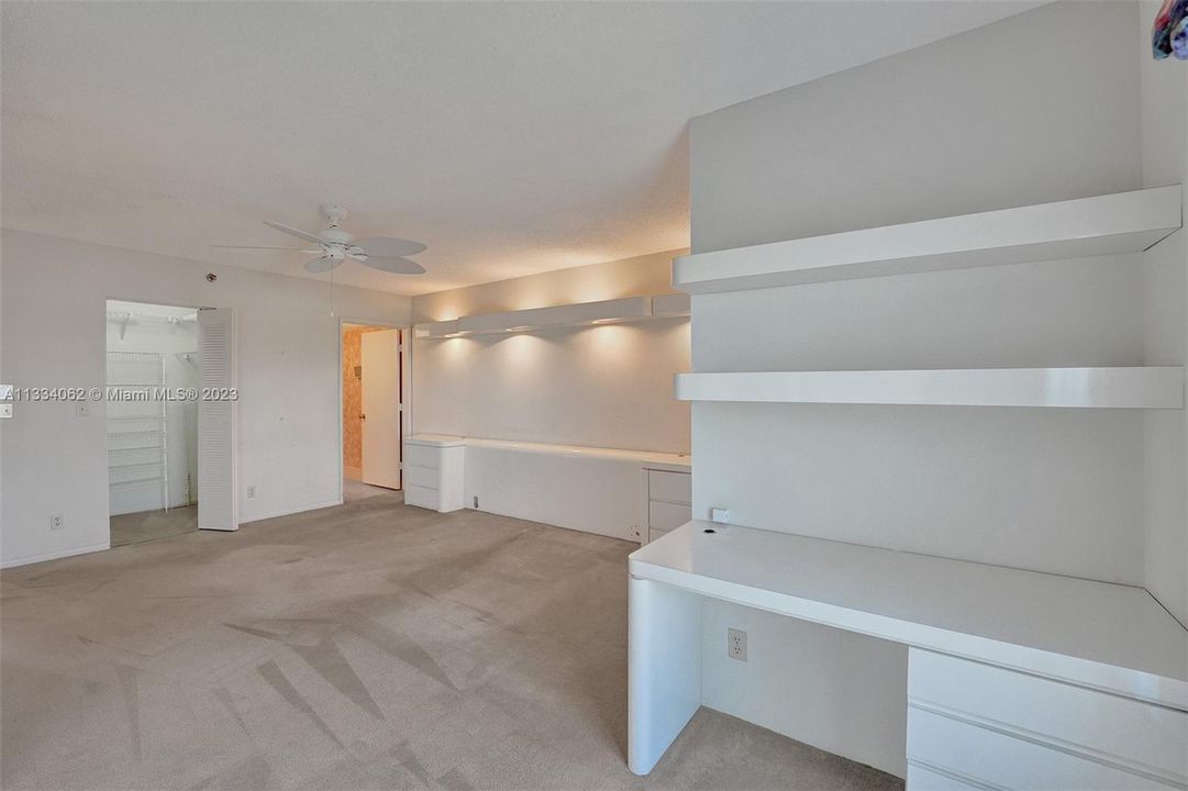 Vendido Recientemente: $200,000 (2 camas, 2 baños, 1230 Pies cuadrados)