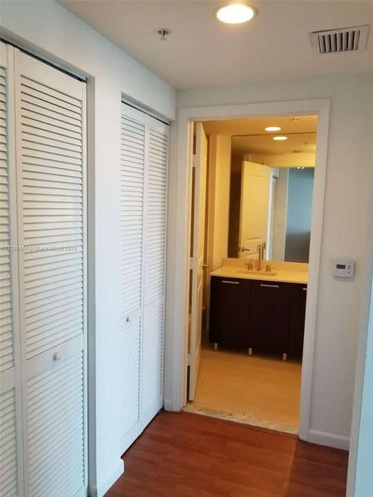 Recently Rented: $2,750 (1 beds, 1 baths, 692 Square Feet)