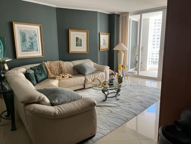 Recently Sold: $1,149,932 (2 beds, 2 baths, 1540 Square Feet)