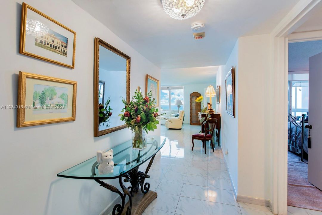 Recently Sold: $750,000 (2 beds, 2 baths, 1660 Square Feet)