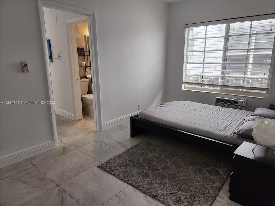 Recently Rented: $2,000 (1 beds, 1 baths, 640 Square Feet)