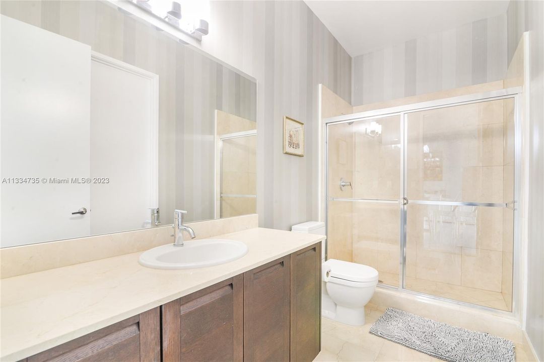 Недавно арендовано: $5,500 (2 спален, 2 ванн, 1925 Квадратных фут)