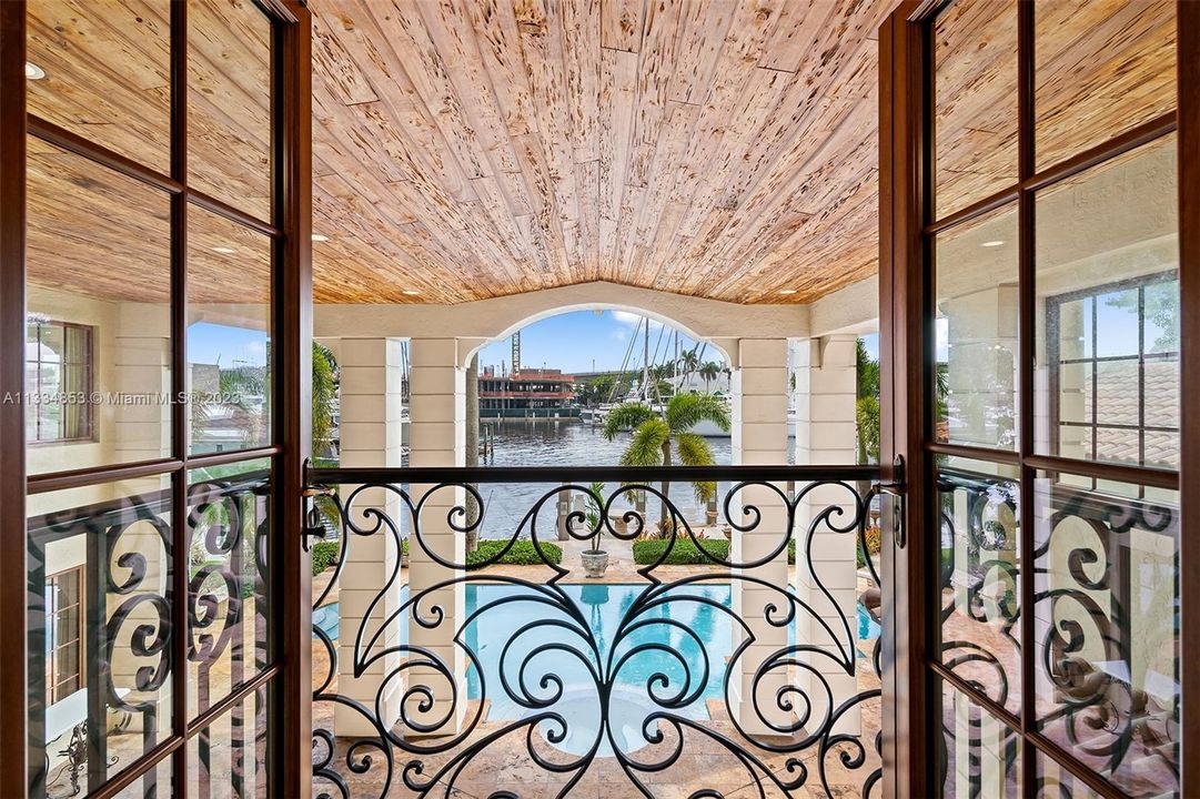 Недавно арендовано: $49,000 (6 спален, 6 ванн, 5599 Квадратных фут)